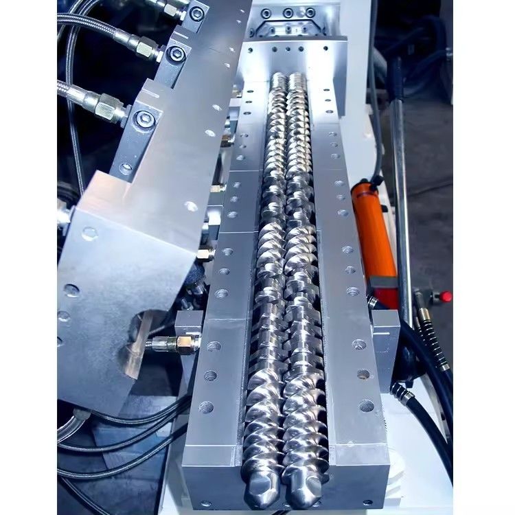 Hoog nauwkeurig geëxtrudeerde schroef en loop Schroefelementsegment voor tweeschroef-extrudermachine