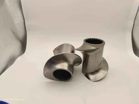 600 rpm Op maat gemaakte tweeschroefextruderonderdelen Gedrukt blok Plastic Granulator Accessoires