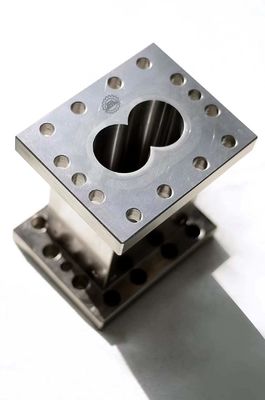 Vaten voor tweeschroef-extruder ten gunste van tweeschroef-extrusiemachine