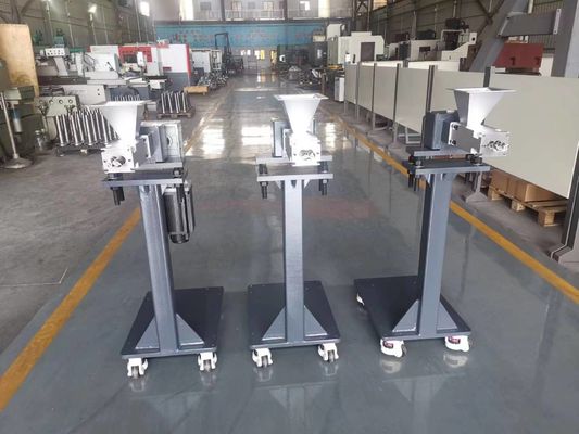 Co-roterende twee-schroef-extrudermachineonderdelen schacht schroefsegment loop en zijvoeder