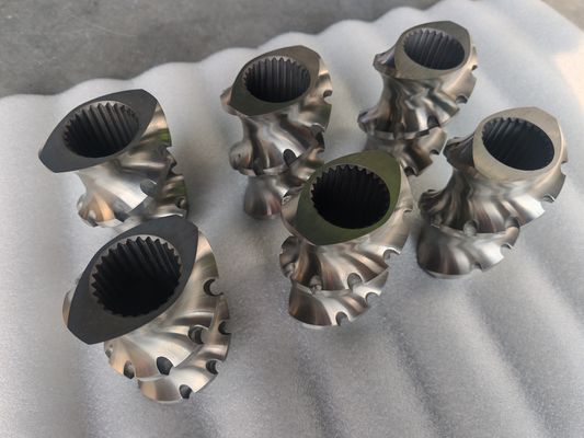 Gemengd schroefelement en transportschroefelement voor tweeschroef-extrudermachine