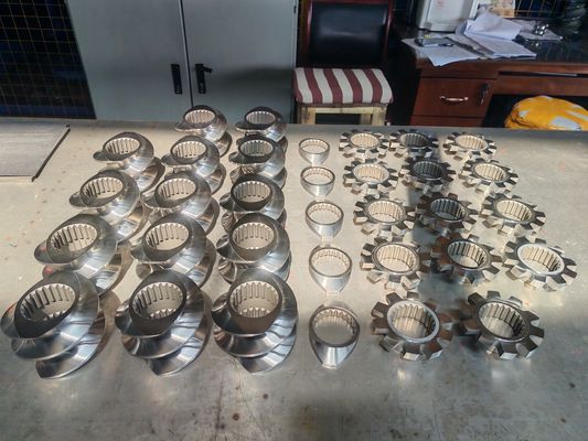 STS 75  Plastic Twin Screw Extruder Machine schroefelementen